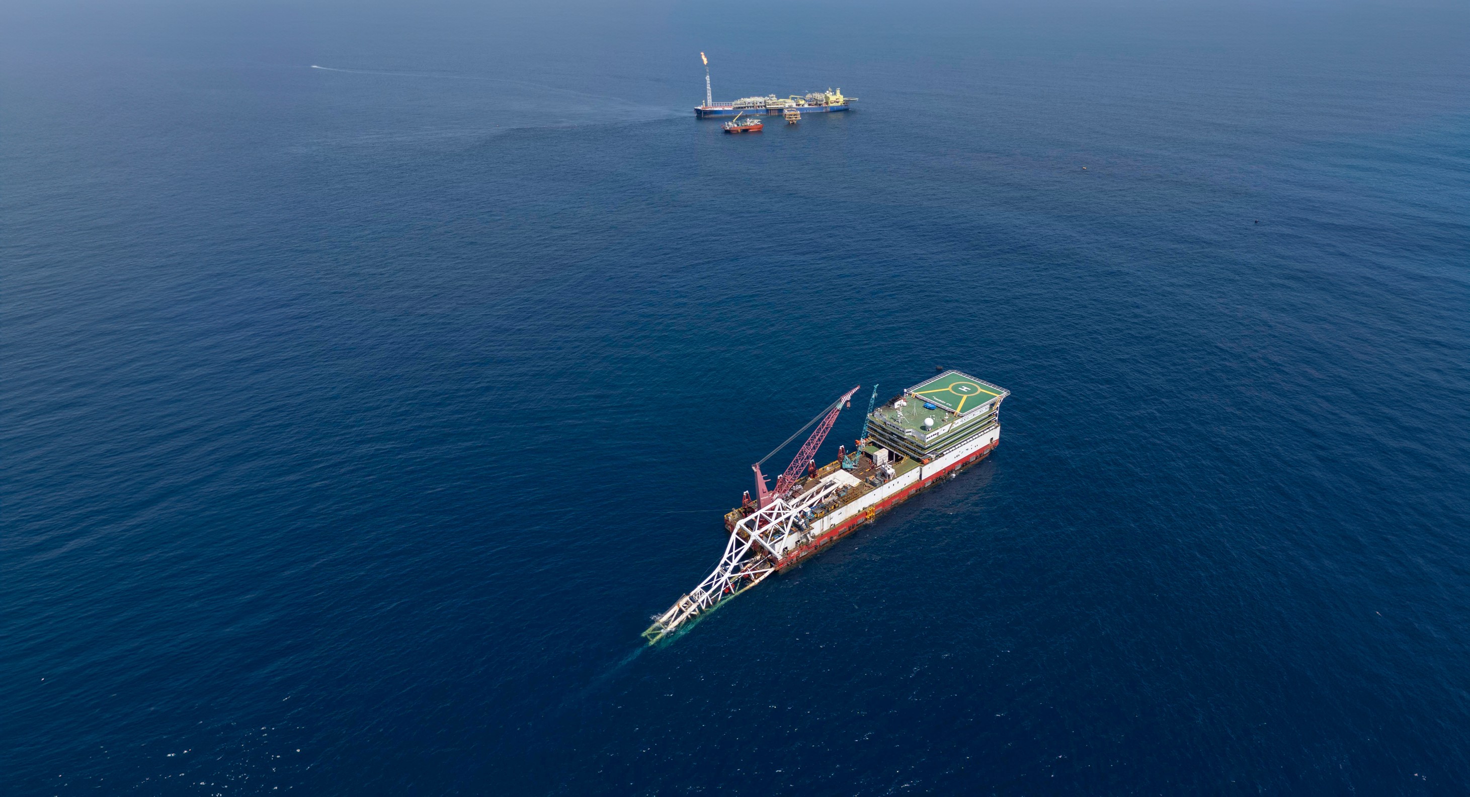 Offshore construction vessel supporting a subsea development